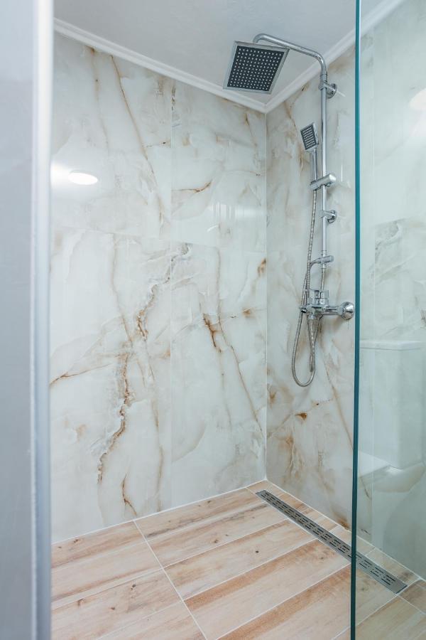 דירה Luxury Downtown Z1